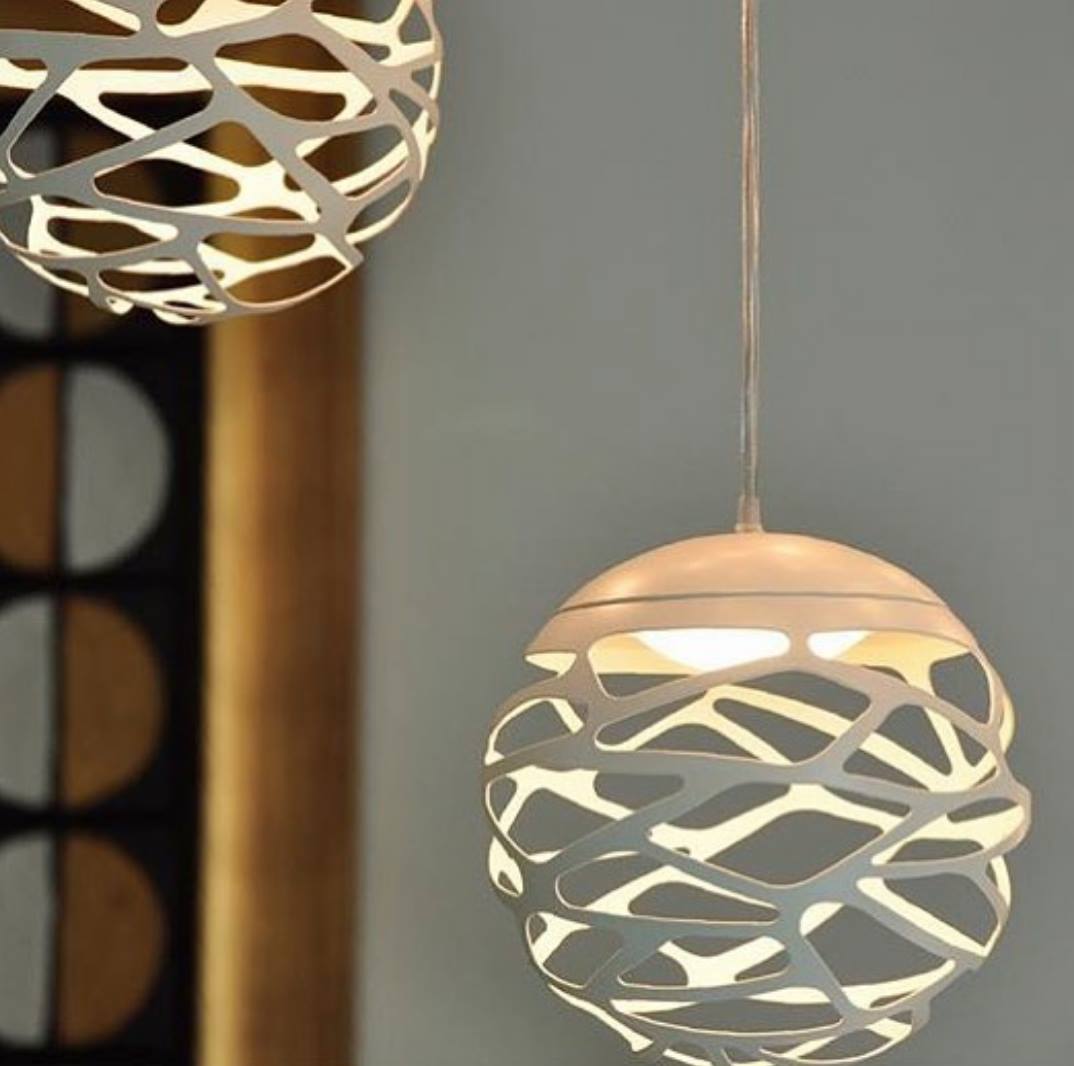 Lodes -Kelly small sphere 40 Pendant