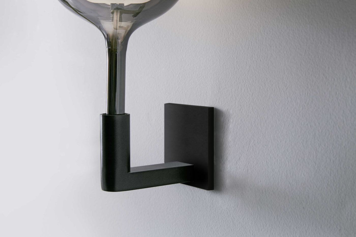 PENTA - Glo Medium Wall Light - Scossa