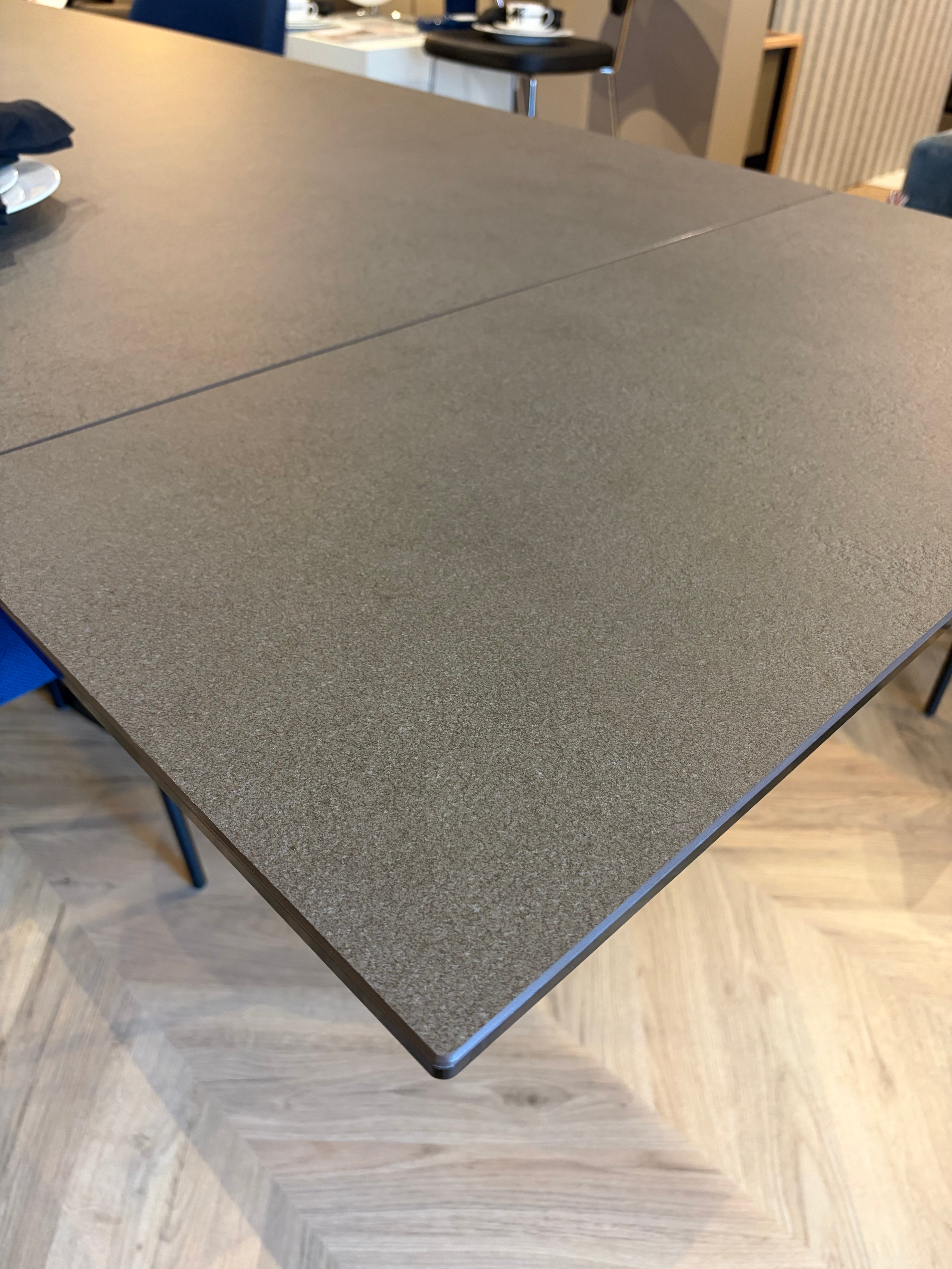 Connubia - Ellisse ceramic dining table (Clearance)