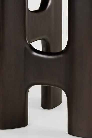 Flow Dining Table
